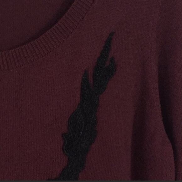 NEW Sequin Lace Burgundy Sweater Women’s Size Small Appliqué red crewneck maroon - Picture 6 of 8